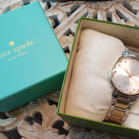 Sale ~ Kate Spade Watch - Picture 2 of 7